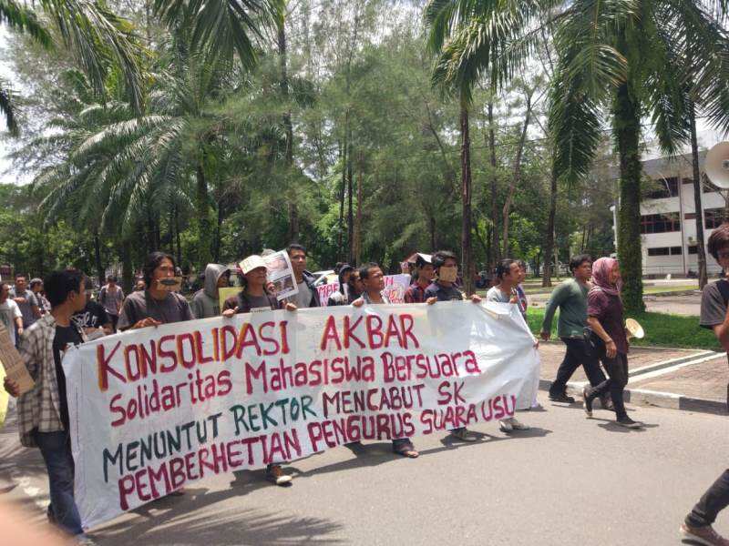 Students at North Sumatera University demonstrating against the closure of their campus publication by the chancellor in 2019.