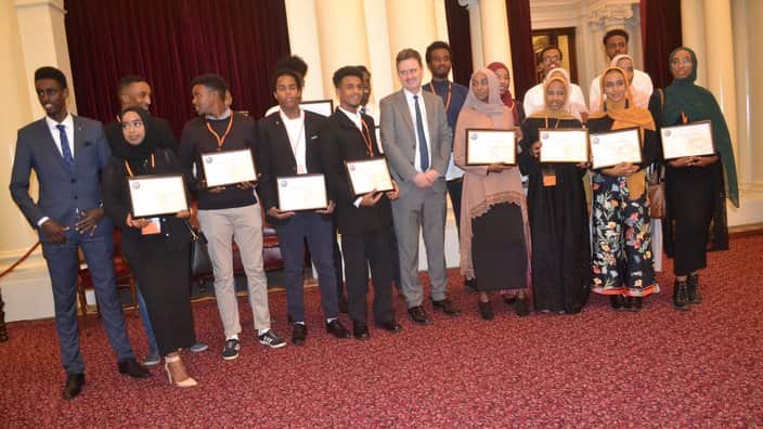 Xafladii baarlamanka ee Som Youth Leadership Graduation Event