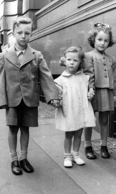 Enzo, Elena (Nella) e Luisa Reginato.