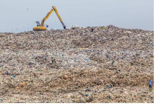 An Era of Plastic by Hansa Tangmanpoowadol. Hansa Tangmanpoowadol via CIWEM