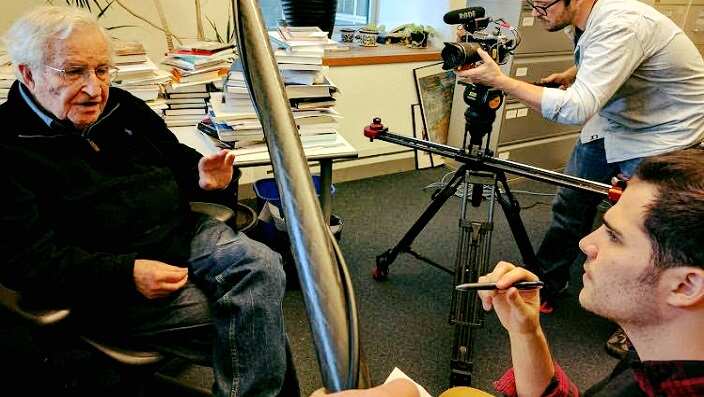 American philoshopher Noam Chomsky features at Yiannitsos film.