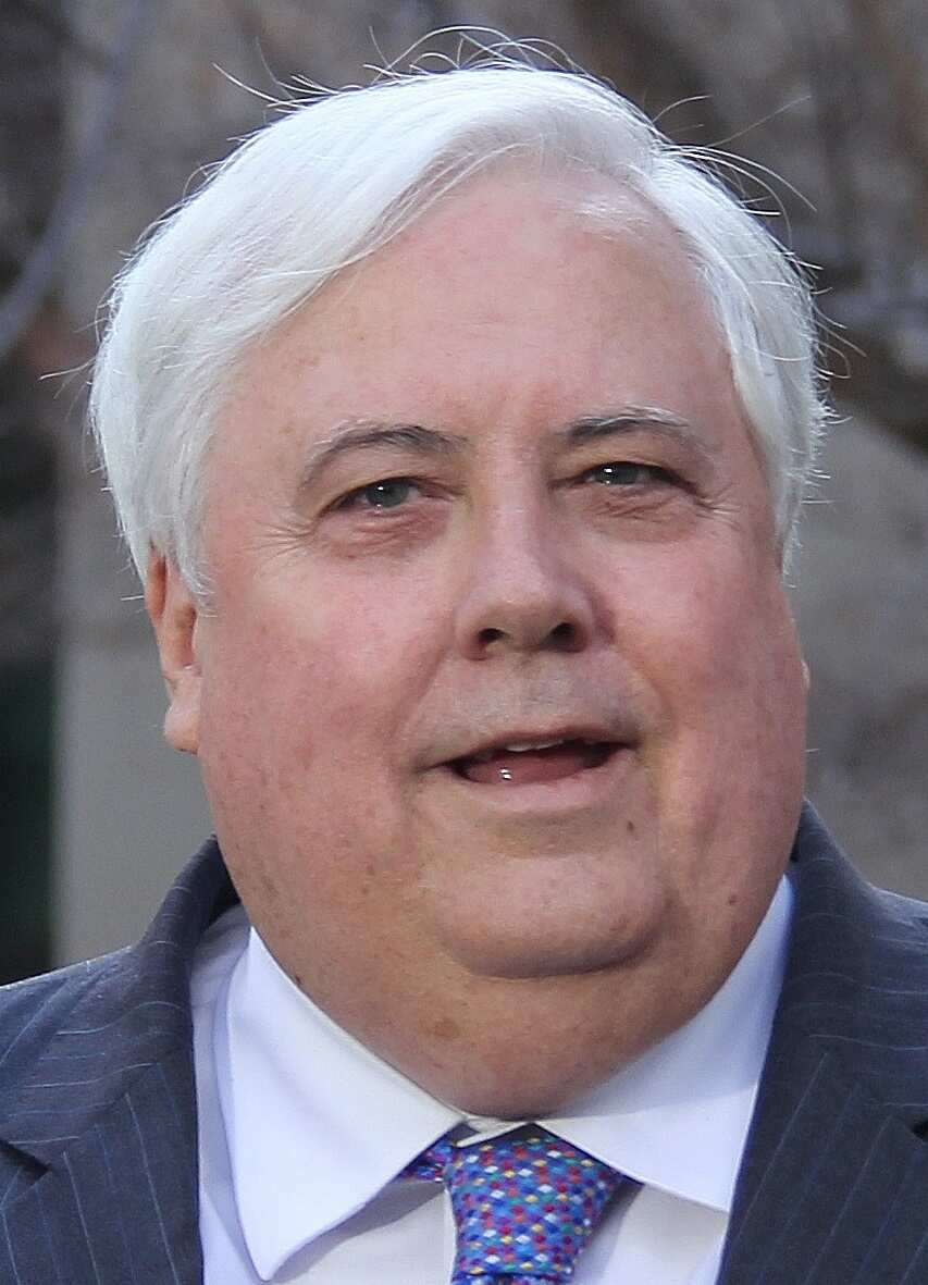 Clive Palmer is planning to build a coal mine 130 kilometres from the Great Barrier Reef.