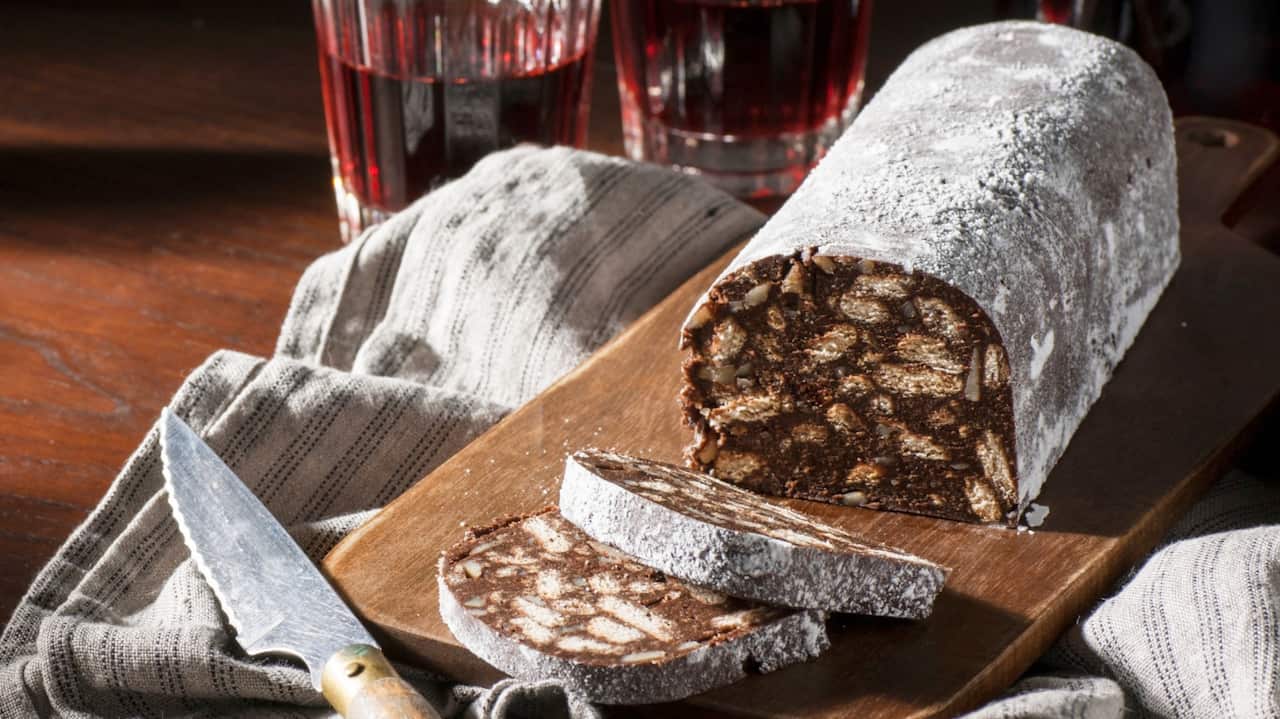 Gli ingredienti del salame al cioccolato sono semplici da reperire