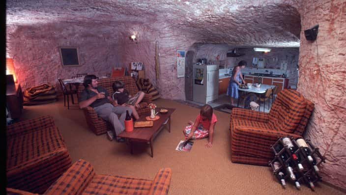 Austrailian Family Lives In Cave