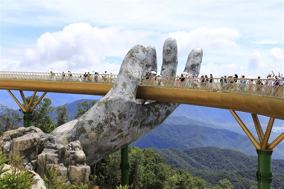 Golden bridge, Da Nang