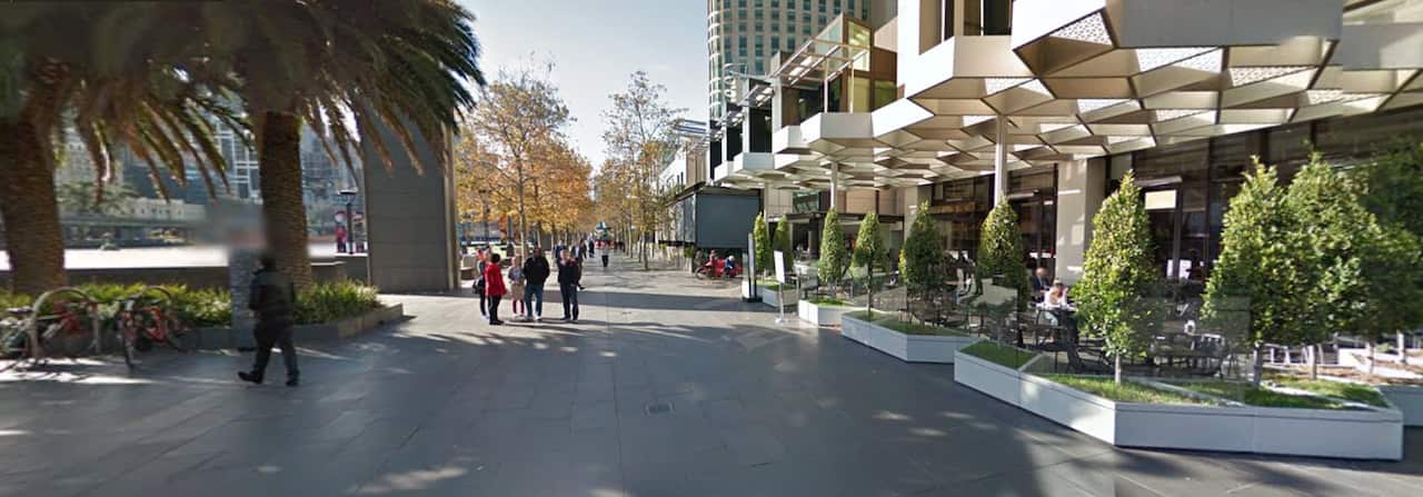 Yarra Promenade, Melbourne