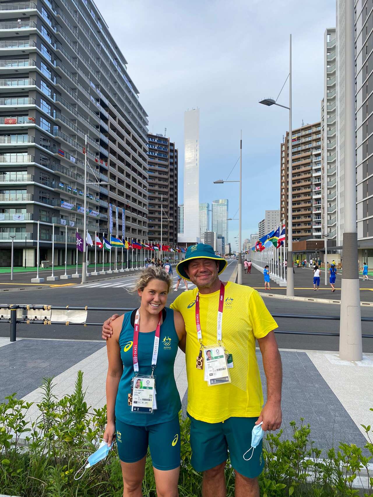 Aussie Stingers' player and head coach: Predrag Mihailovic and his daughter Lena in Tokyo, women water polo, Lena Mihailovic, Olympic games 2020 Tokyo Olympics