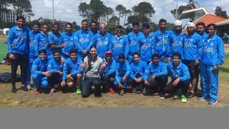 Penny Sidhu with Indian Hockey Team