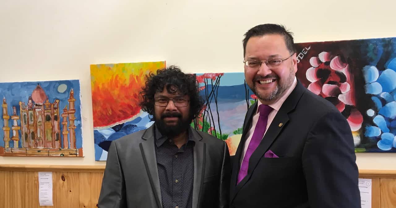 Artist Sethunath Prabhakar with MP Craig Ondarchie