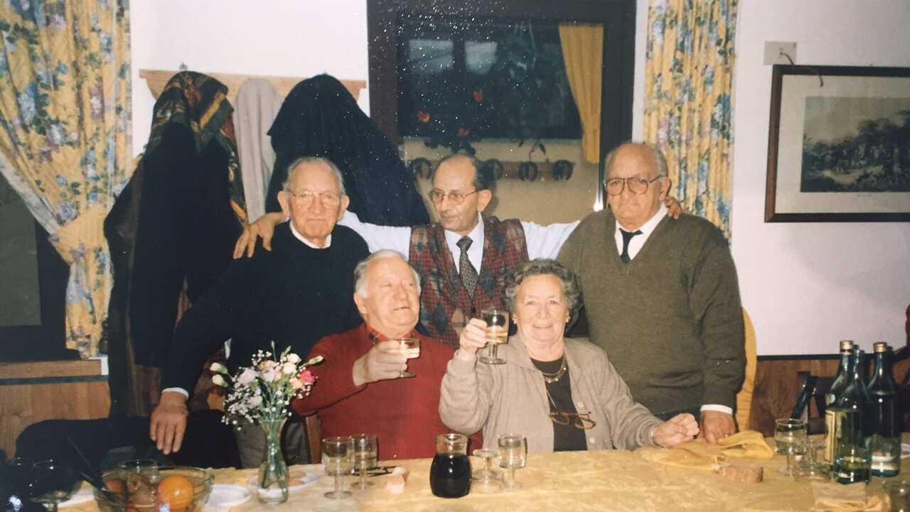 Ismail con amici nel 1971
