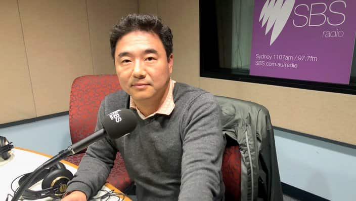 Young Kim, ATO’s employee with Korean background joins SBS radio studio to explain about tax time and scam alerts.