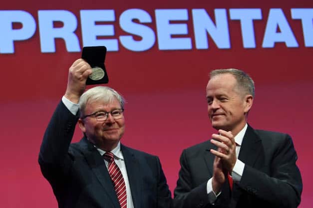 Kevin Rudd receiving Labor's life membership