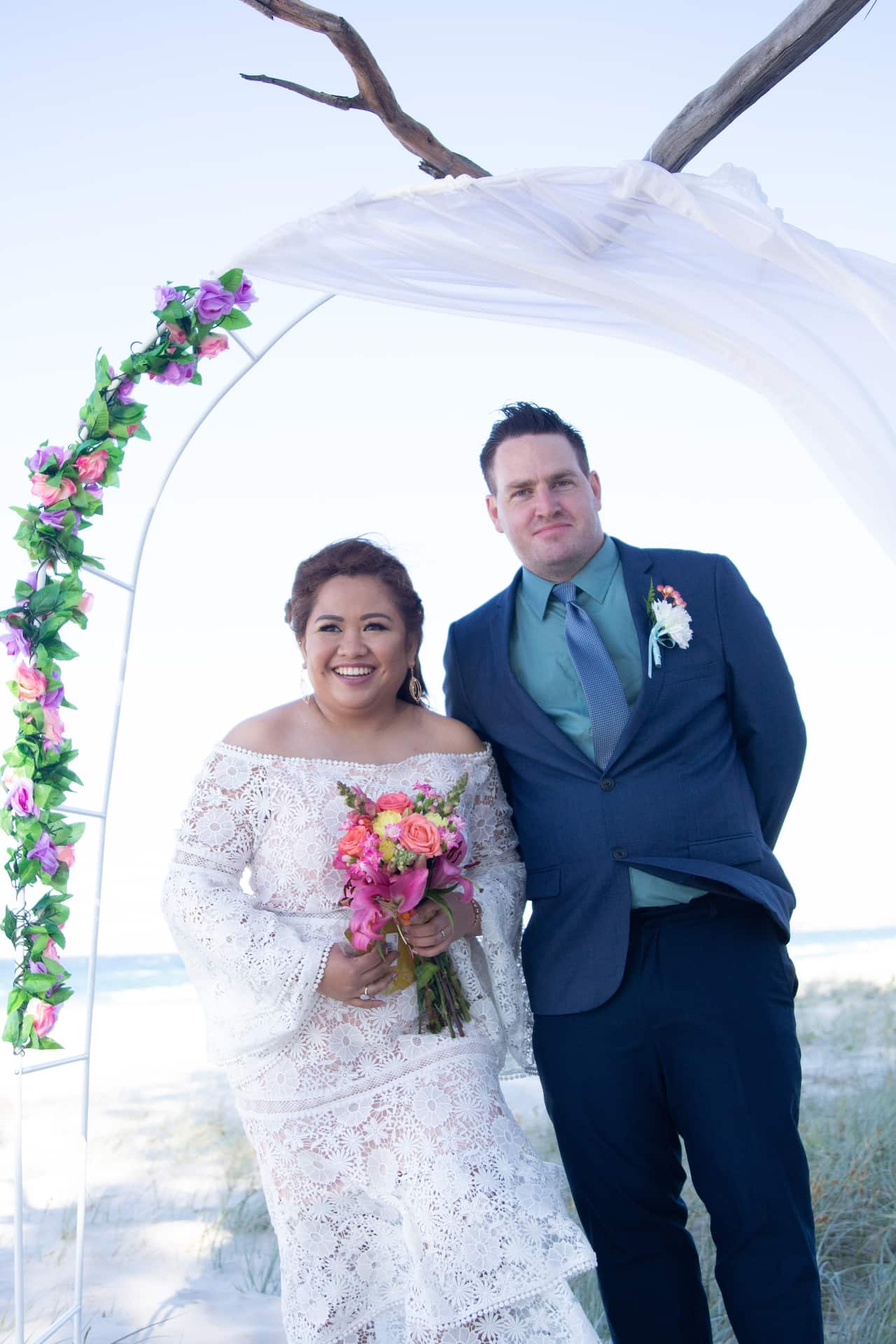 Wedding at the beach of Kristel and Matthew Gildersleeve in Tugun Beach, Queensland.