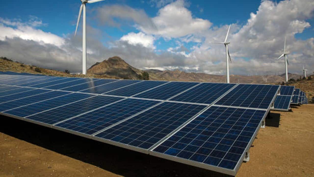 LADWPs Pine Tree Wind Farm