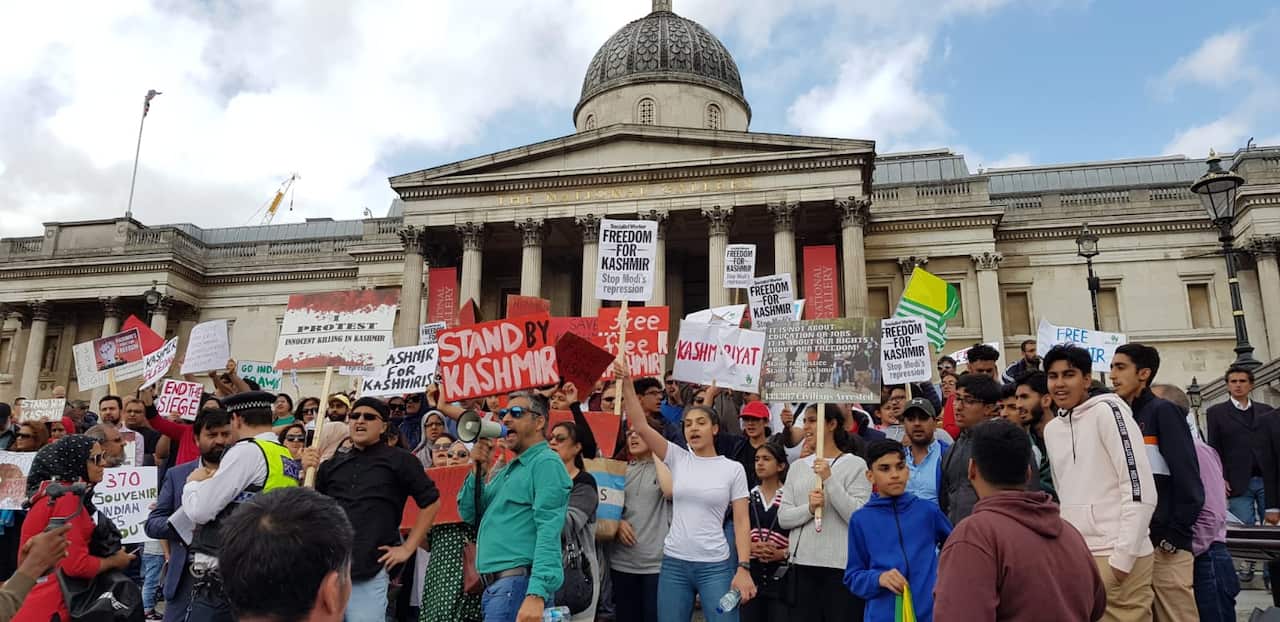 Indians protest for Kashmir
