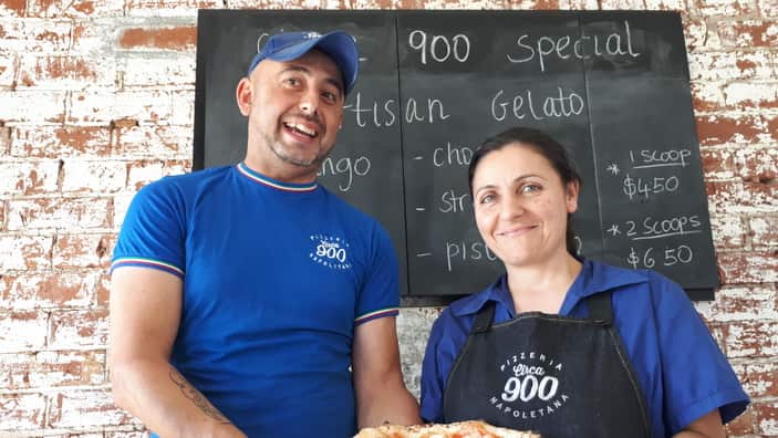 Marco Capparella con la moglie