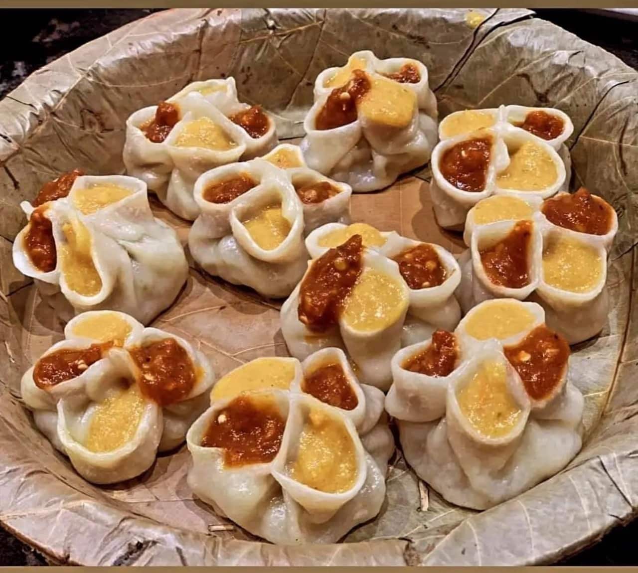 Momo in tapari.