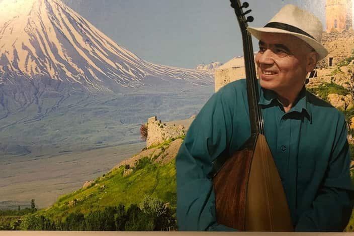 musician Veli Toprak