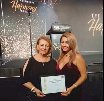 assyrian artist awarded