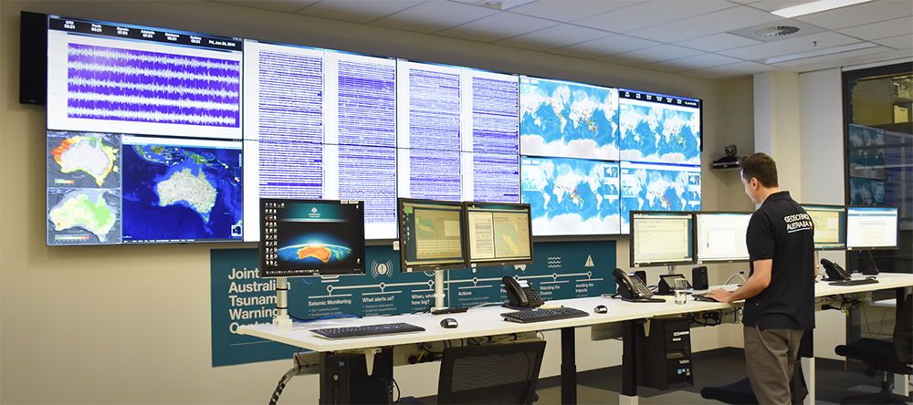 Geoscience Australia's National Earthquake Alerts Centre