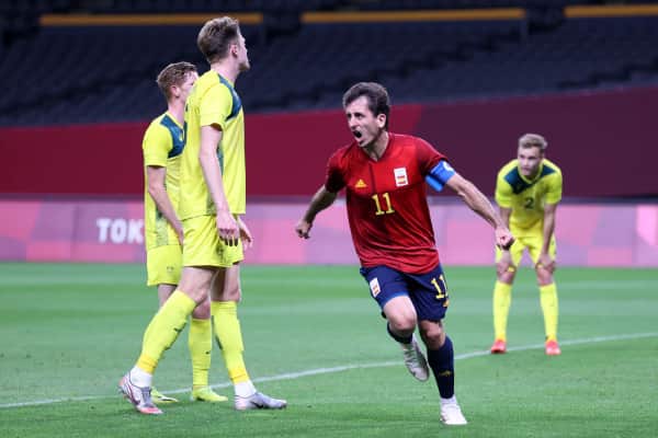 Australia v Spain: Men's Football - Olympics: Day 2