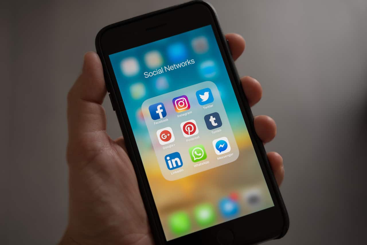 social media, Filipino news, blogs,influencers,  Responsible Journalism, Accountability