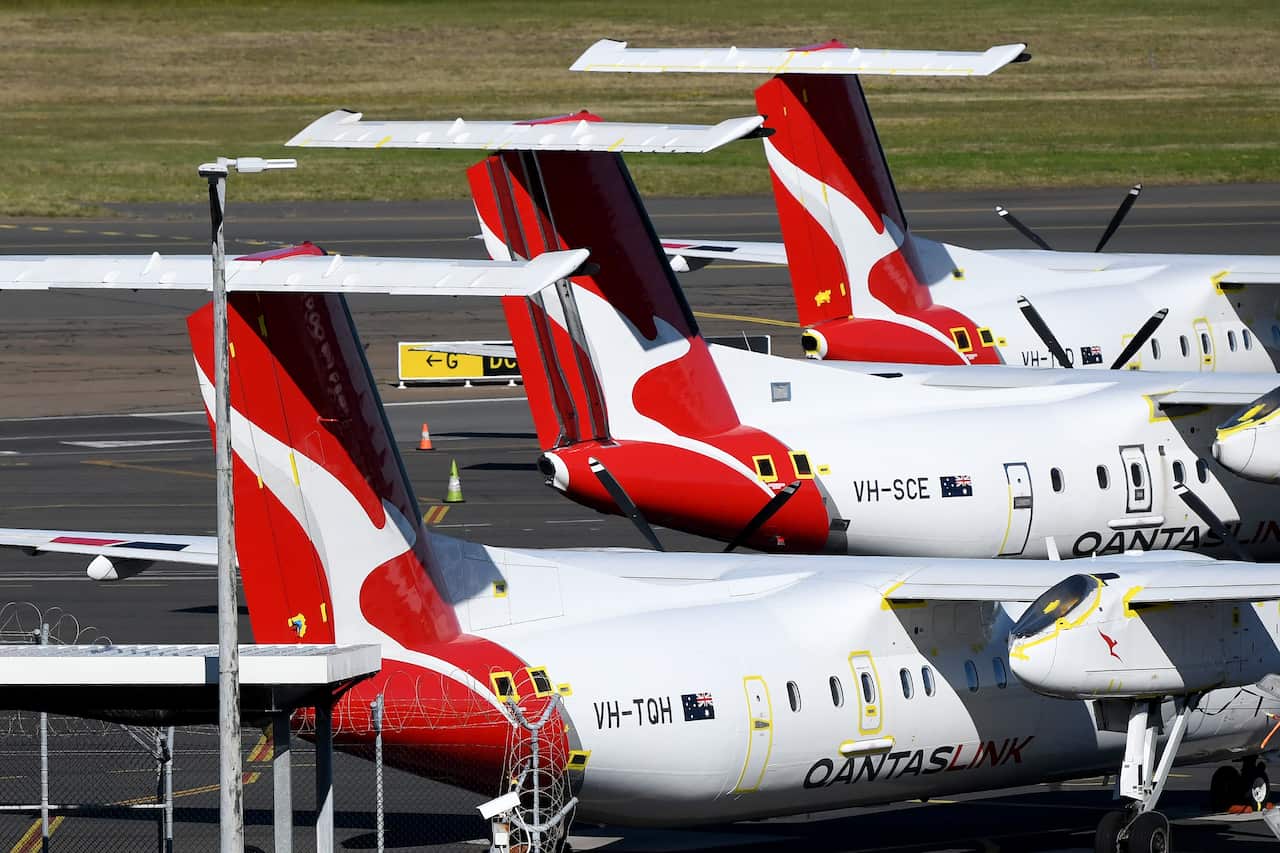 Grounded Qantas planes