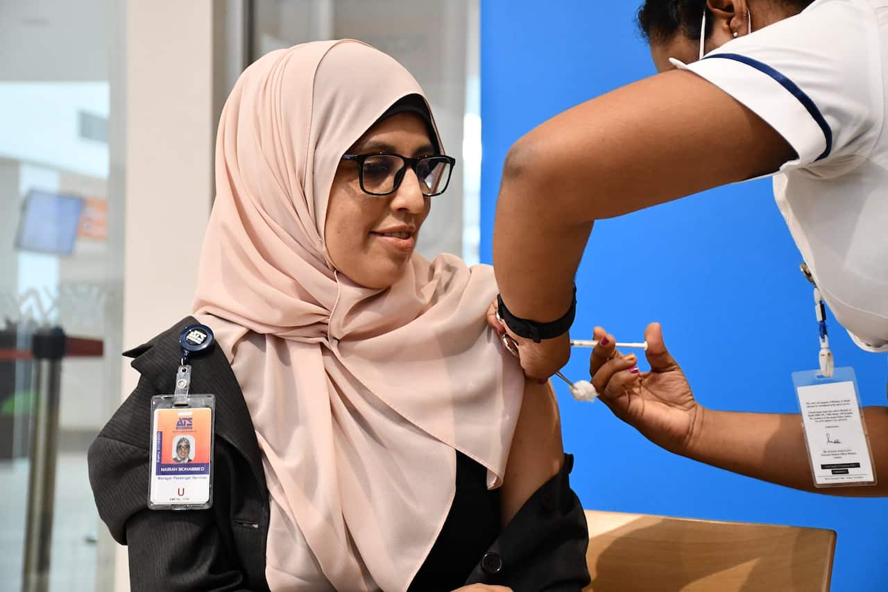 A Frontline worker receiving AstraZeneca vaccine_FIJI