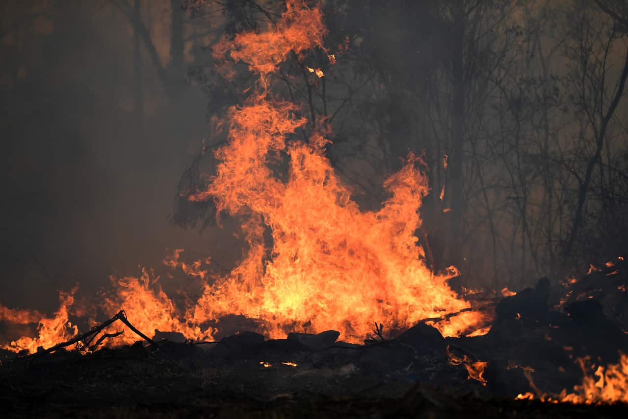  Fire authorities urge preparation as conditions set to deteriorate
