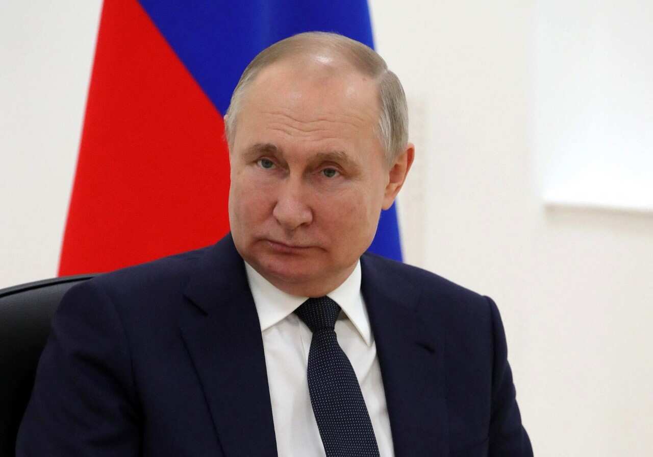 Başkan Vladimir Putin, Beyaz Rusya Devlet Başkanı Alexander Lukashenko ile Vostochny Uzay Üssü'nde yaptığı görüşme sırasında