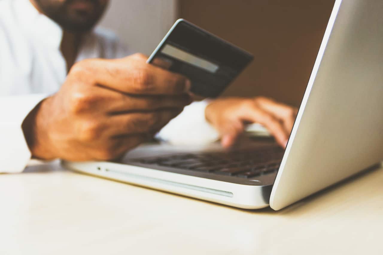كيف تسترد أموالك التي خسرتها نتيجة الاحتيال أو عن طريق الخطأ في أستراليا؟