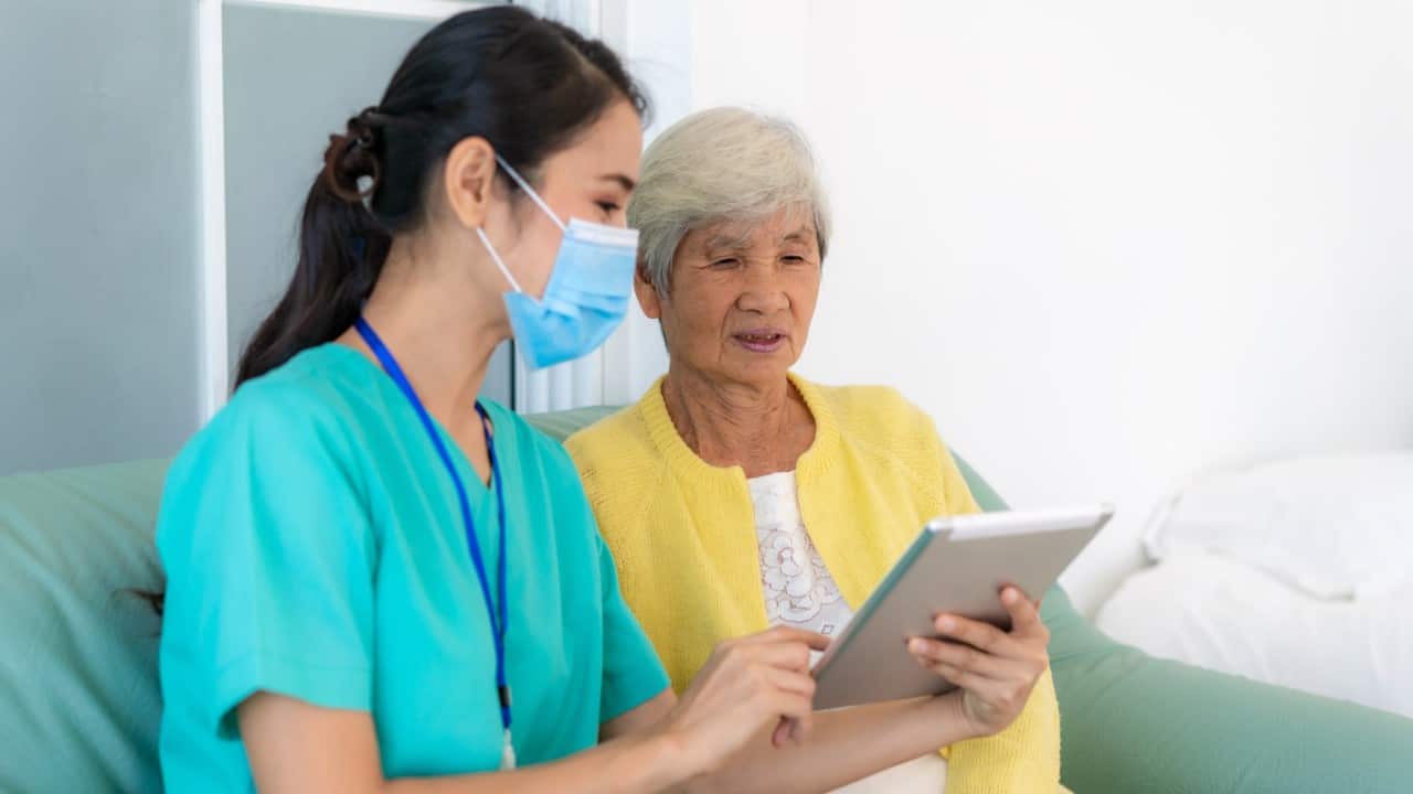 Một số viện dưỡng lão và dịch vụ chăm sóc các bác cao niên tại nhà ngừng tiếp nhận khách hàng mới.