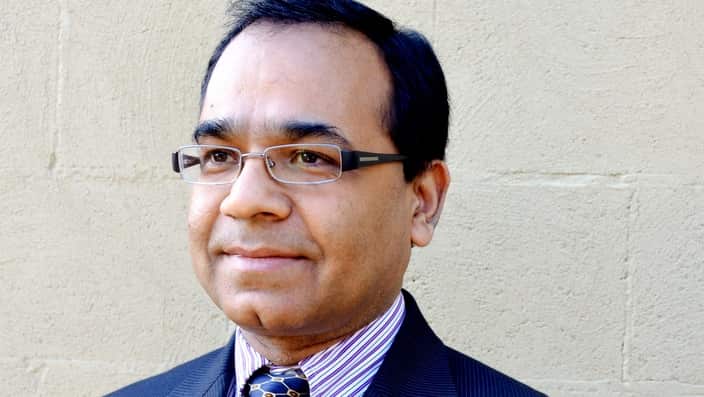 Dr Angraj Khillan