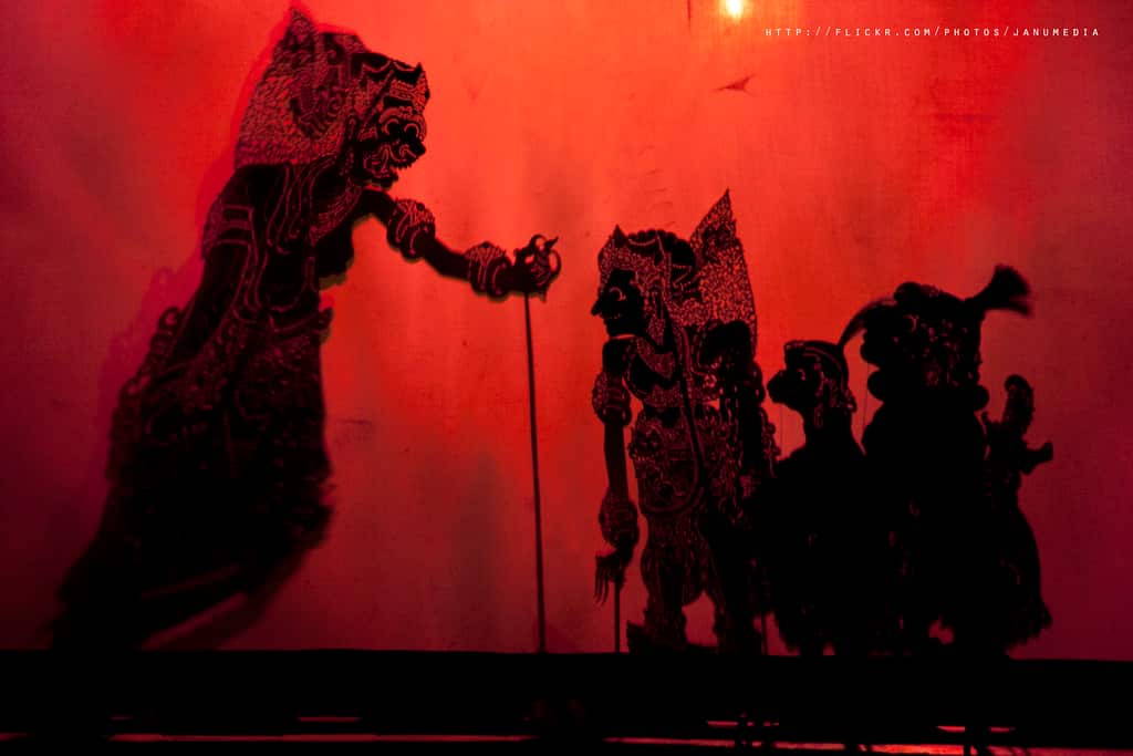 The Reog Ponorogo is not the only area of contestation over cultural heritage between Malaysia and Indonesia. Wayang kulit (shadow puppets) is another.