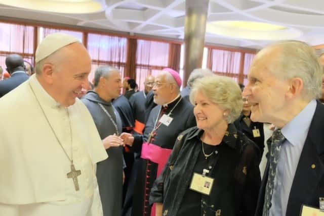 Ron and Mavis Pirola with Pope Francis