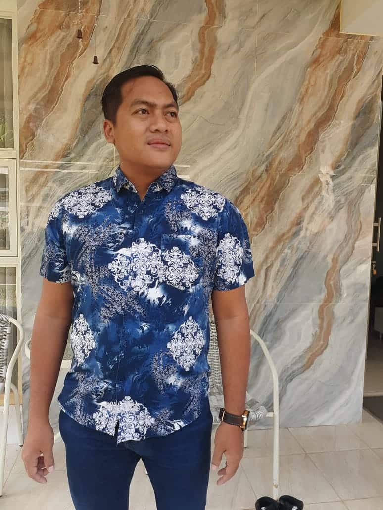 Marten Hanura is an Associate Professor in the Department of International Relation at Diponegoro University in Semarang.