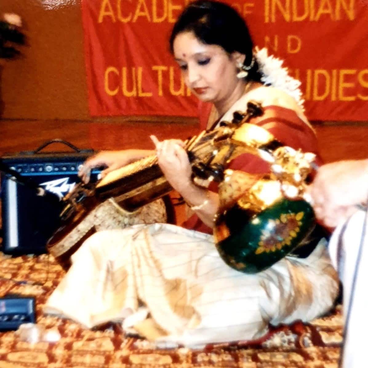 Ms Shobha Sekhar
