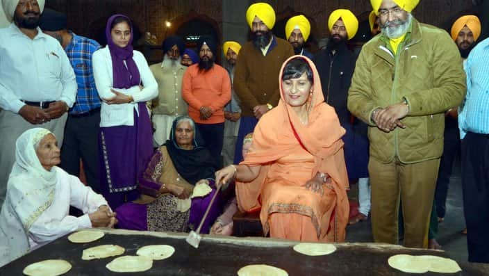 Australian High Commissioner Harinder Sidhu Visits Golden Temple