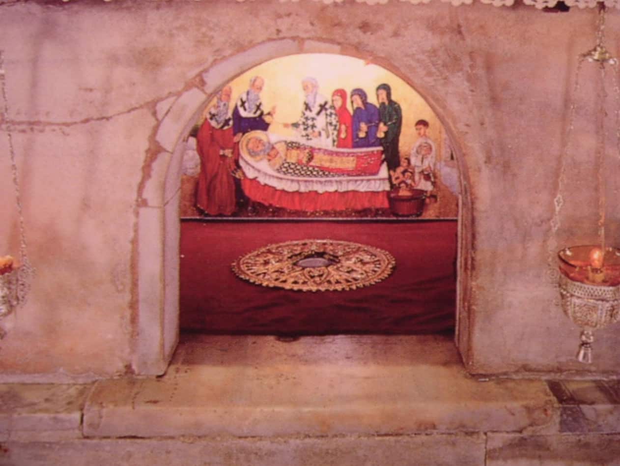 san nicola tomba