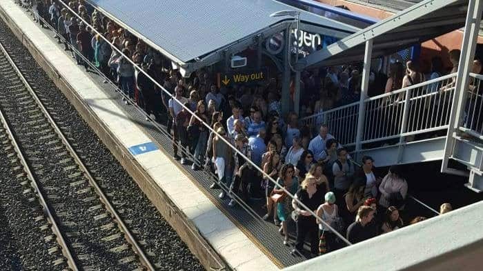 Crowding at Sydney train station 