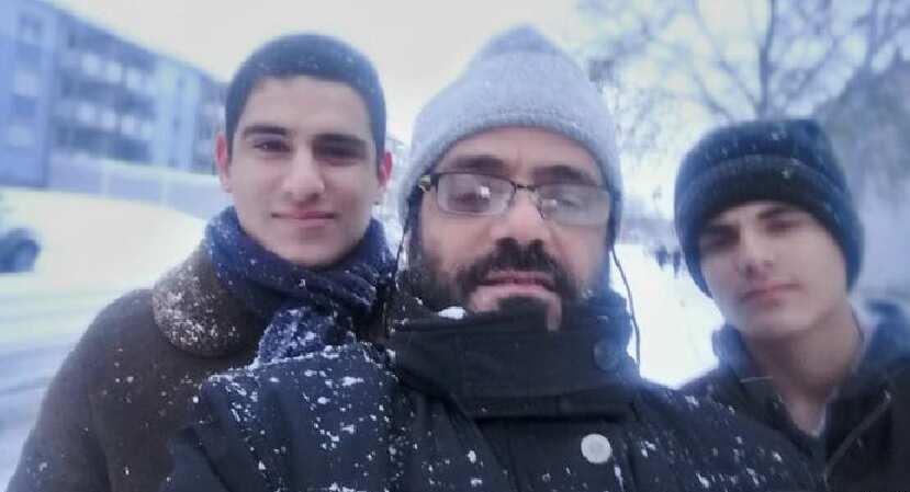 German citizen Isa El Sabbagh (left) with his father and brother in Giessen.