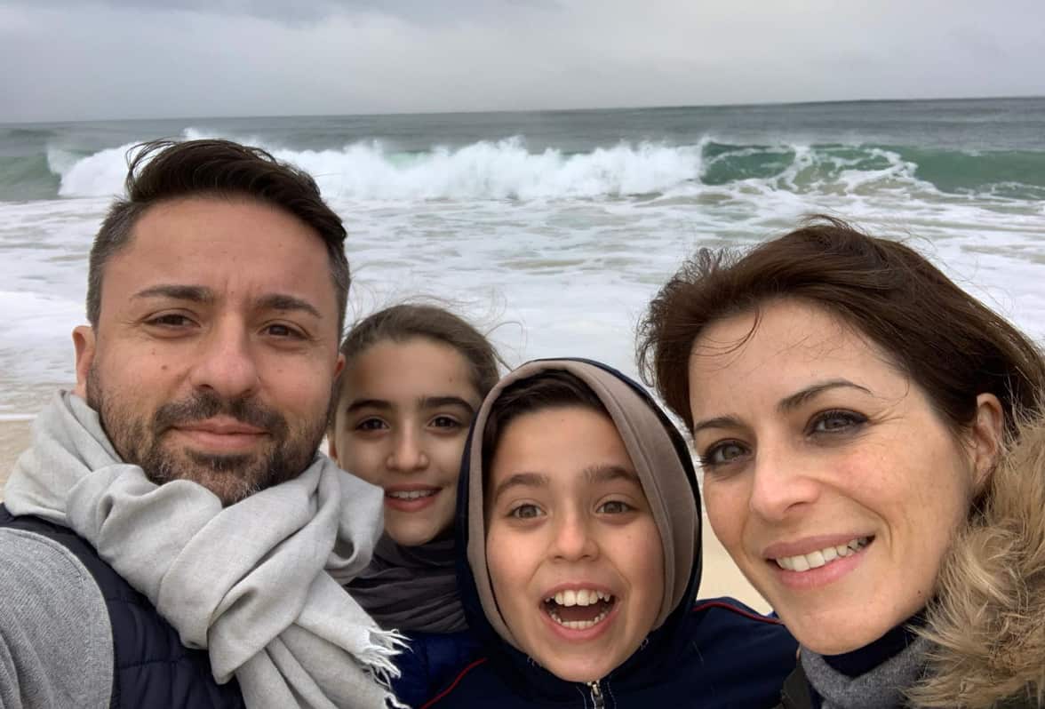 Una famiglia emiliana trapiantata a Sydney: Wladimir assieme ai figli Anna Laura e Riccardo e alla moglie Silvia.È lui ad averci parlato del bensone modenese...