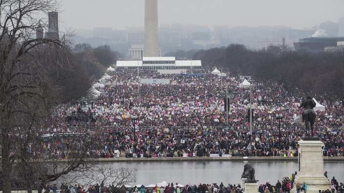 EPA/MICHAEL REYNOLDS