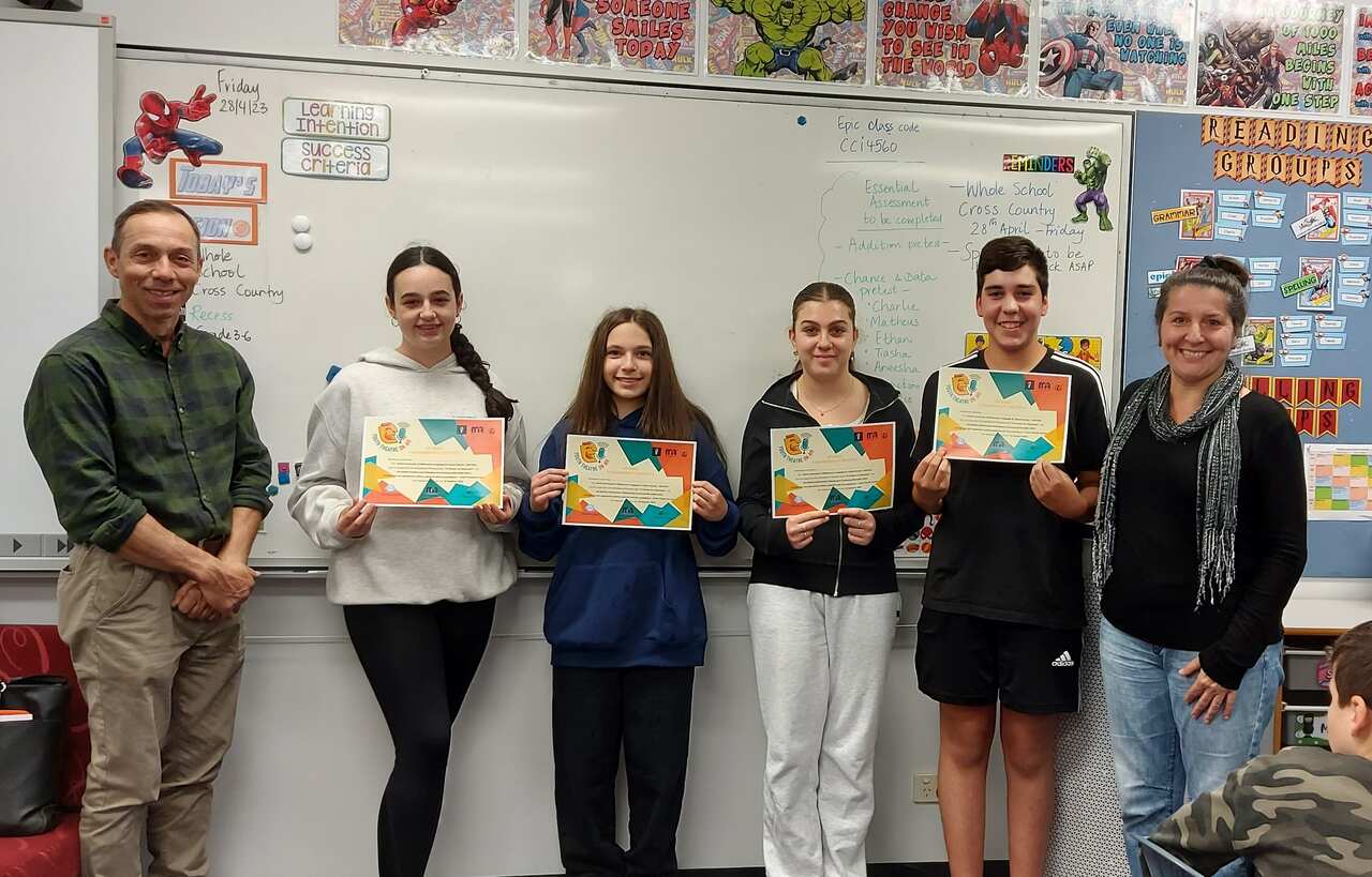 Two Melbourne Greek schools won two awards at the Youth Theatre On Air Festival 