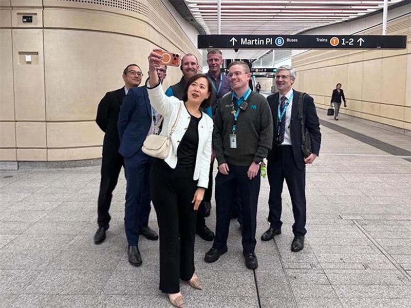 MTR CEO VISIT SYD 1.jfif