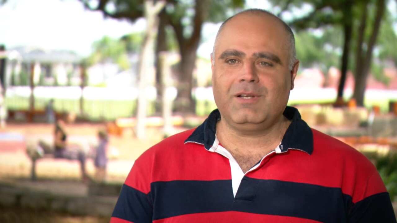 Dany Elachi set up Heads up Alliance to help other parents wanting to limit screen time for their children at school_SBS.jpg