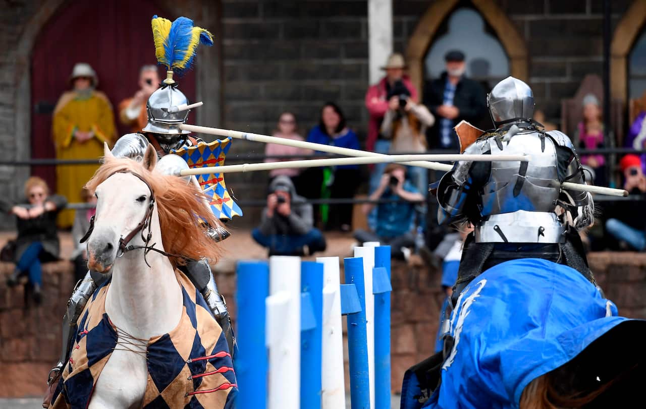 AUSTRALIA-ENGLAND-JOUSTING-EQUESTRIAN-OFFBEAT