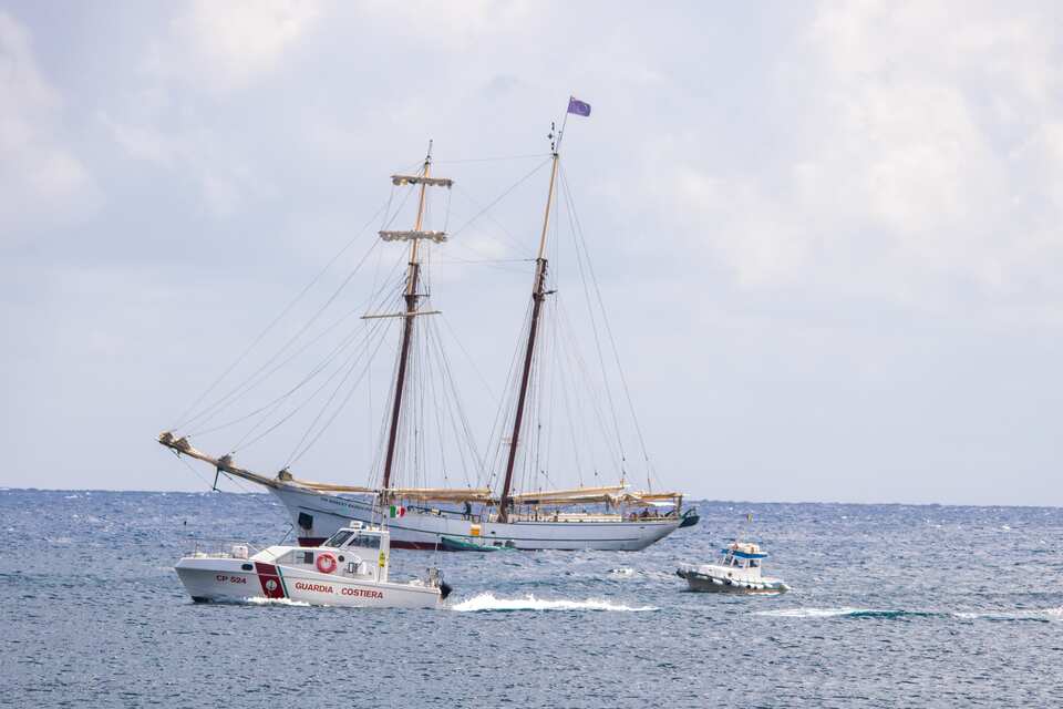 Body of British tech entrepreneur Mike Lynch recovered from sunken ...