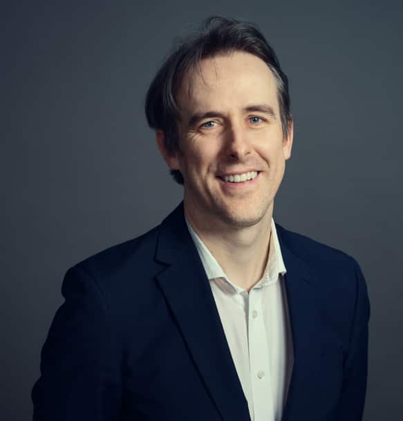 Photo-Matthew Raggatt 2.png